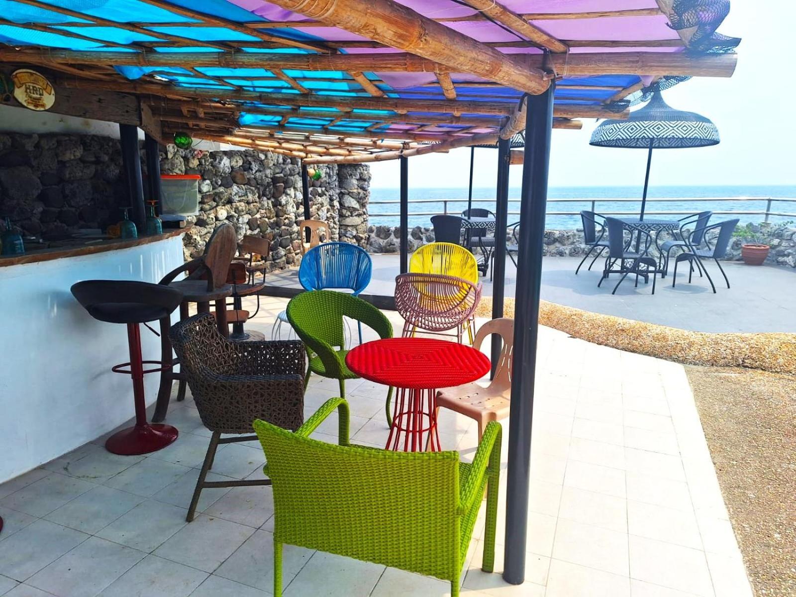 Utopia Island Resort Batangas City Kültér fotó